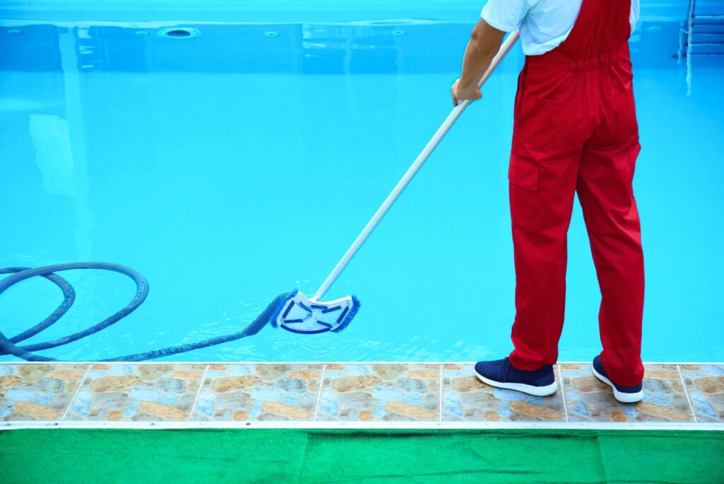 Pool Cleaning Services yuba city